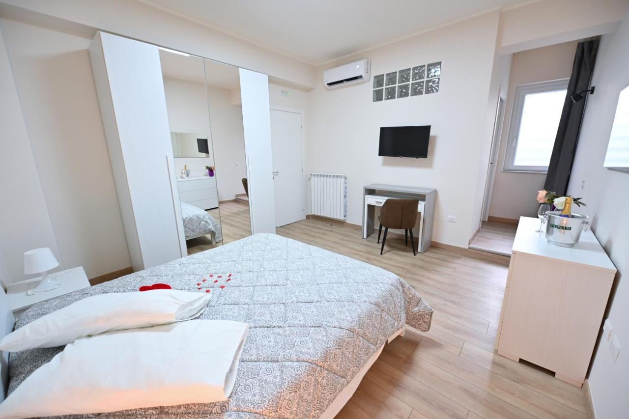 Il Castello Bed&Breakfast San Felice a Cancello Екстер'єр фото
